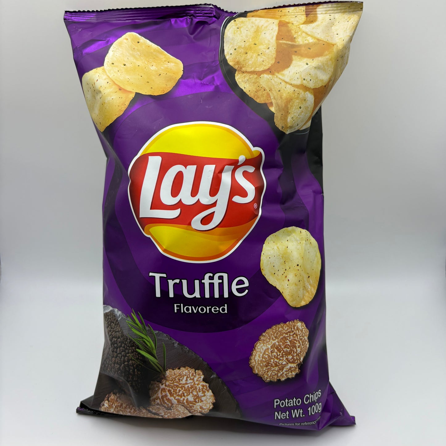 Lays- Black Truffle 100g (Taiwan)
